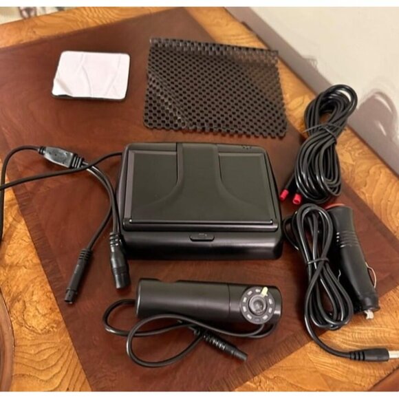 New Baby Car Camera, HD Display Baby Car Mirror, Night Vision Feature, 4.3 inch - Picture 3 of 3